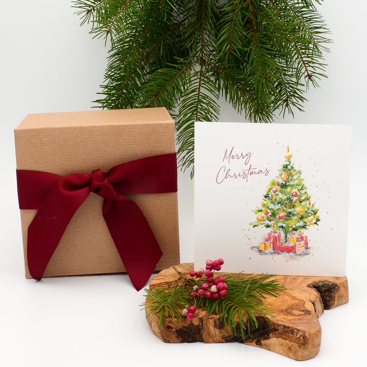 Gold, Frankincense & Myrrh Reed Diffuser Gift Set with Lavender Sachet