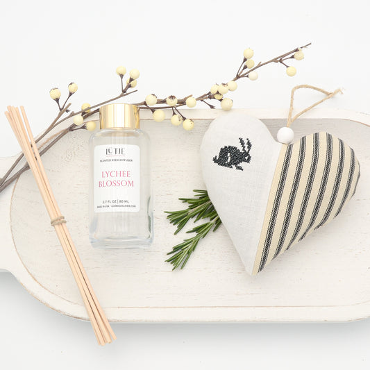 Lychee Blossom Reed Diffuser with Black Bunny Lavender Sachet Heart