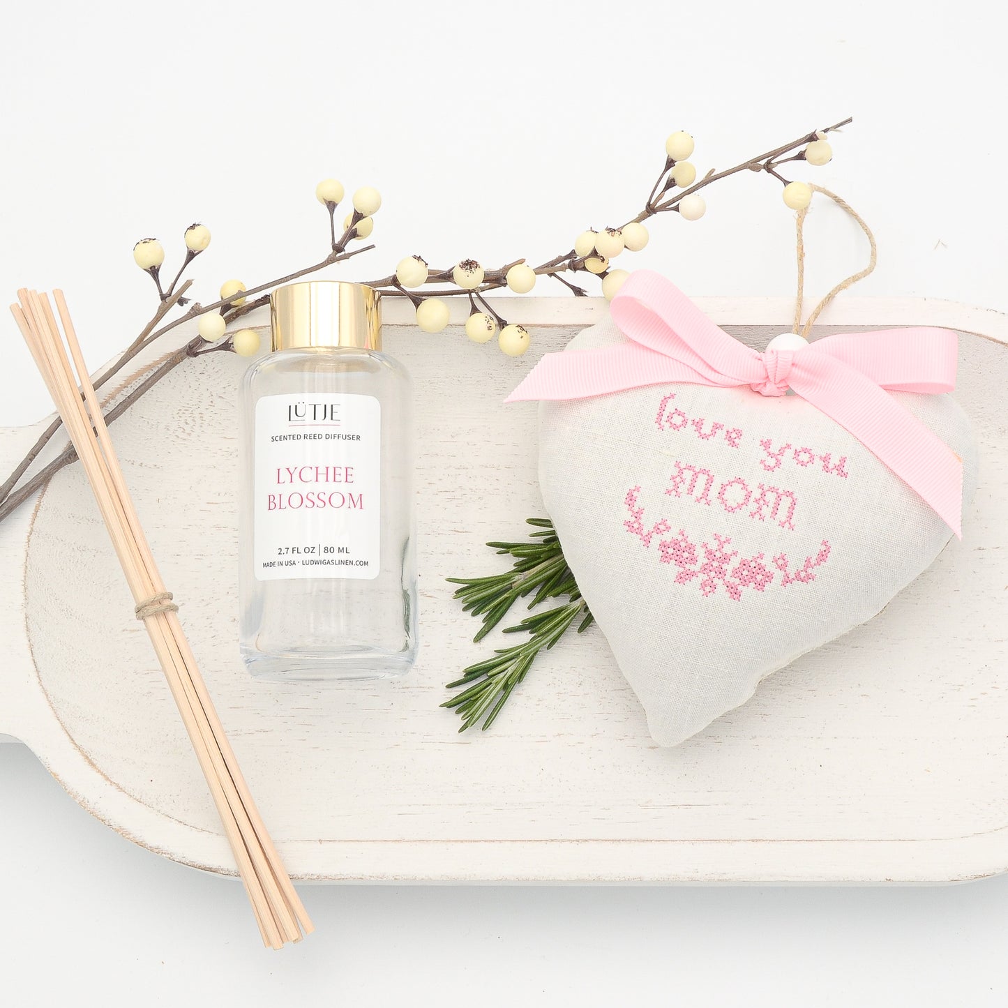 Lychee Blossom Reed Diffuser with Love You Mom Lavender Sachet Heart