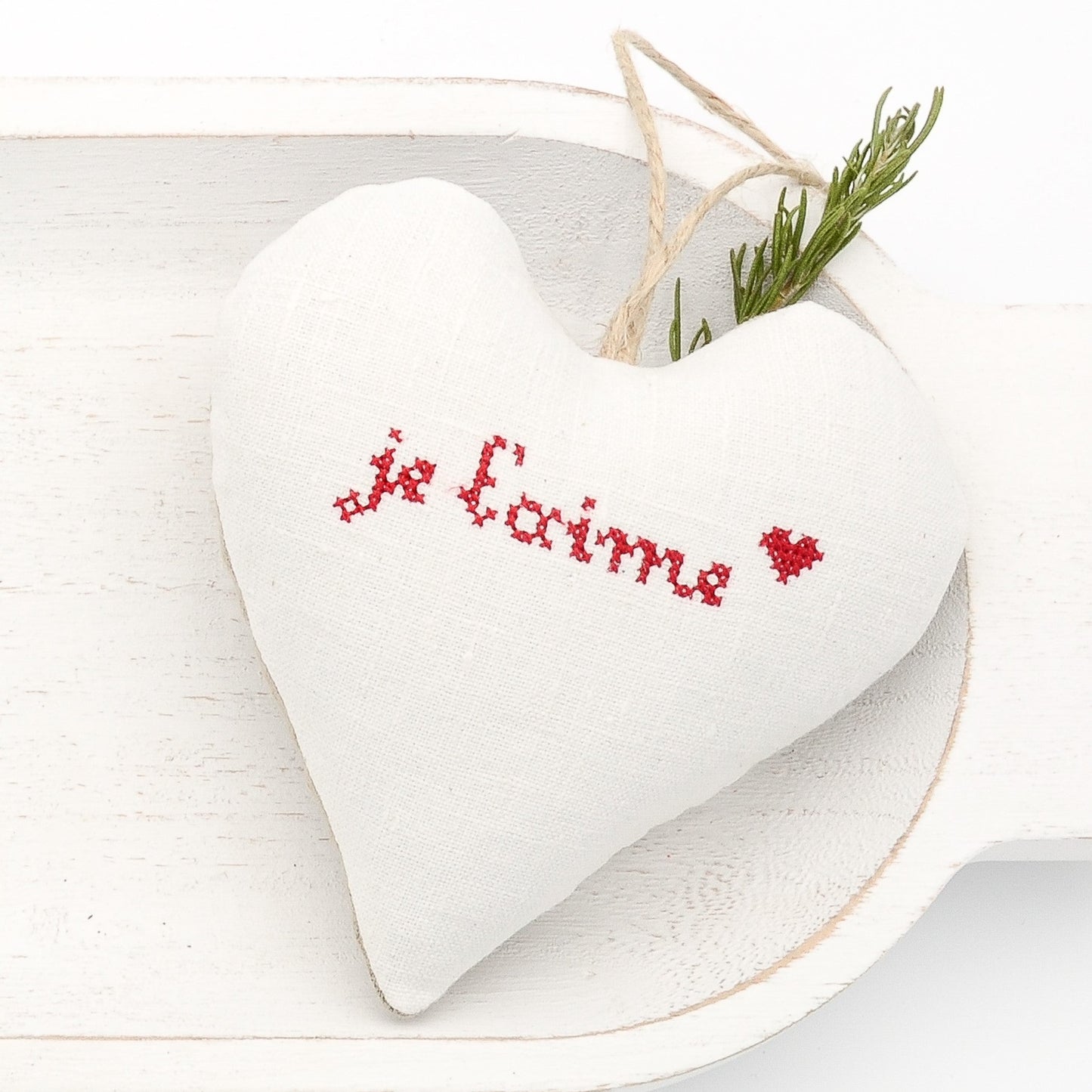 Antique European white linen lavender sachet heart, "je t'aime" (French) embroidered in red cross stitch, hemp twine tie, filled with high quality lavender from Provence France